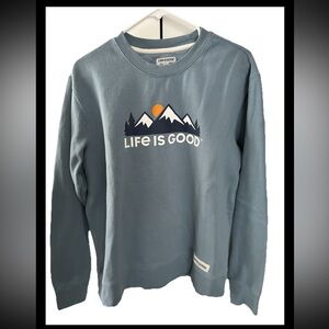LIFE IS GOOD Men’s Smokey Blue Crew Neck Sweatshirt Mountain Scene Size Large